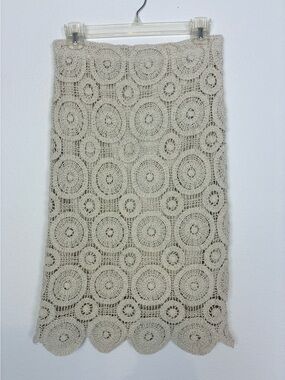 NWOT Crocheted Patterned Beige Midi Skirt body con